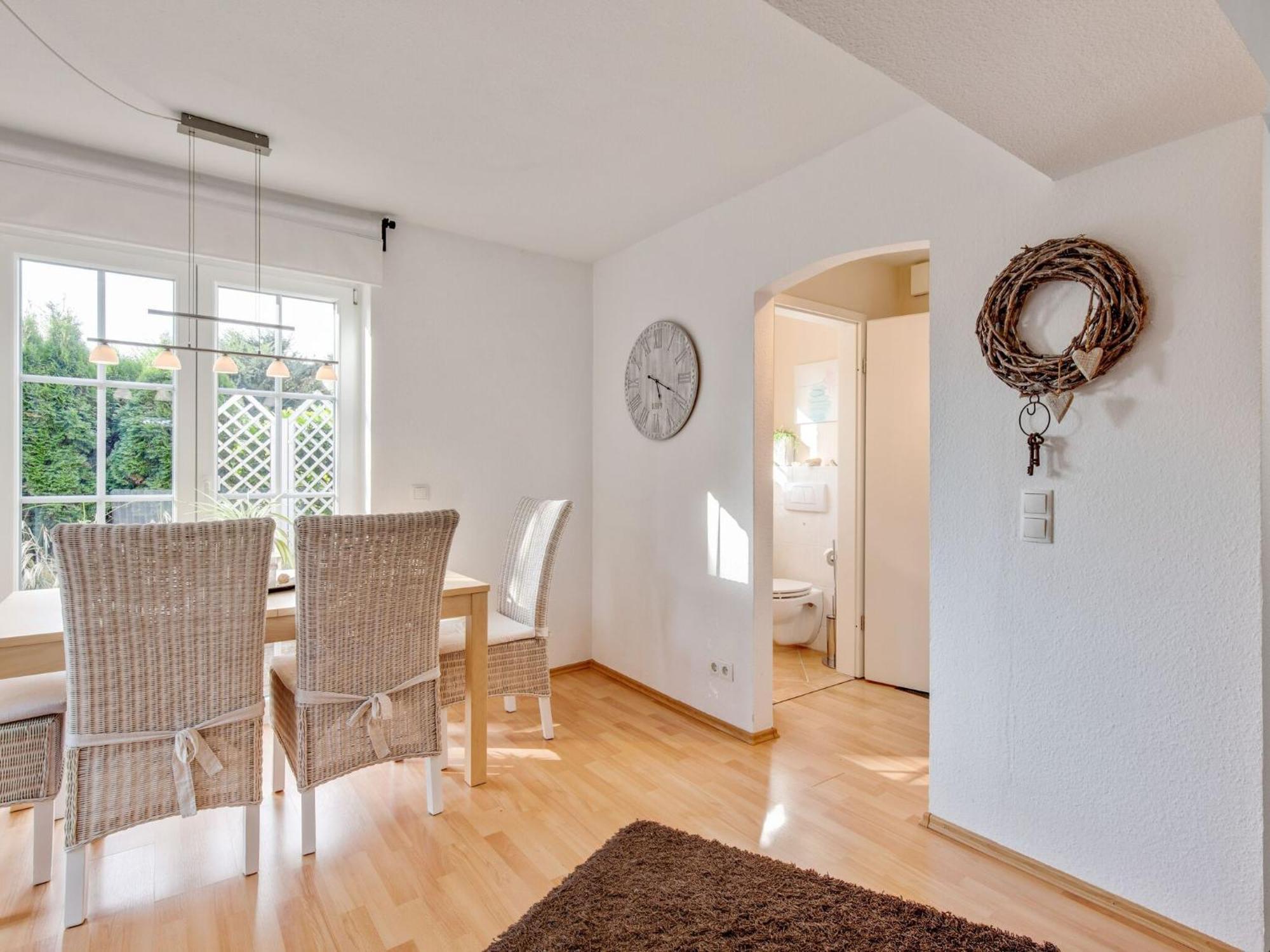 Enticing Holiday Home In Oldenburg With Garden Near Sea Dannau エクステリア 写真
