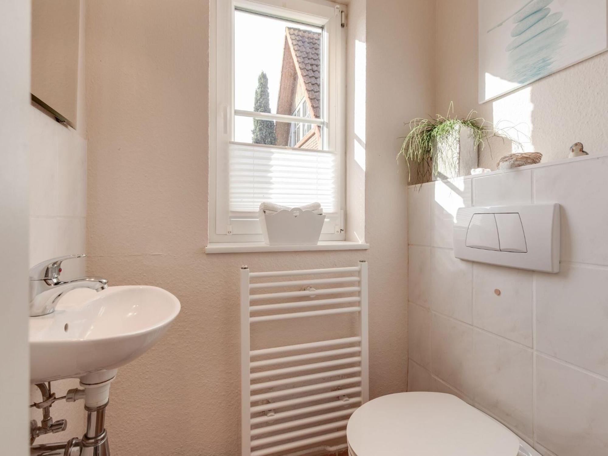 Enticing Holiday Home In Oldenburg With Garden Near Sea Dannau エクステリア 写真