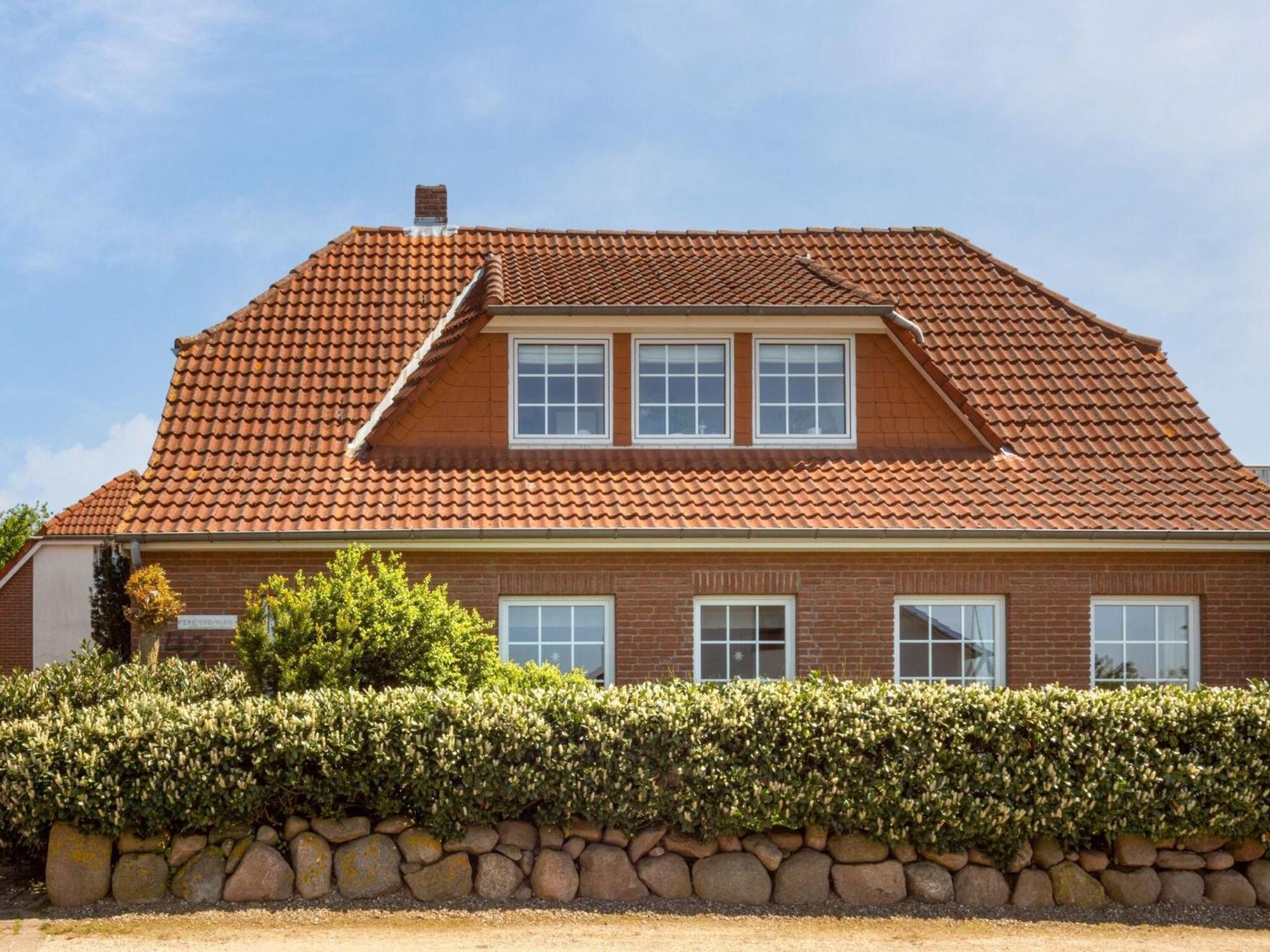 Enticing Holiday Home In Oldenburg With Garden Near Sea Dannau エクステリア 写真