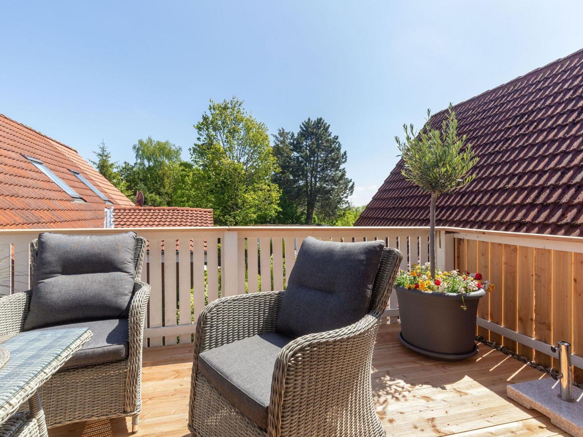 Enticing Holiday Home In Oldenburg With Garden Near Sea Dannau エクステリア 写真