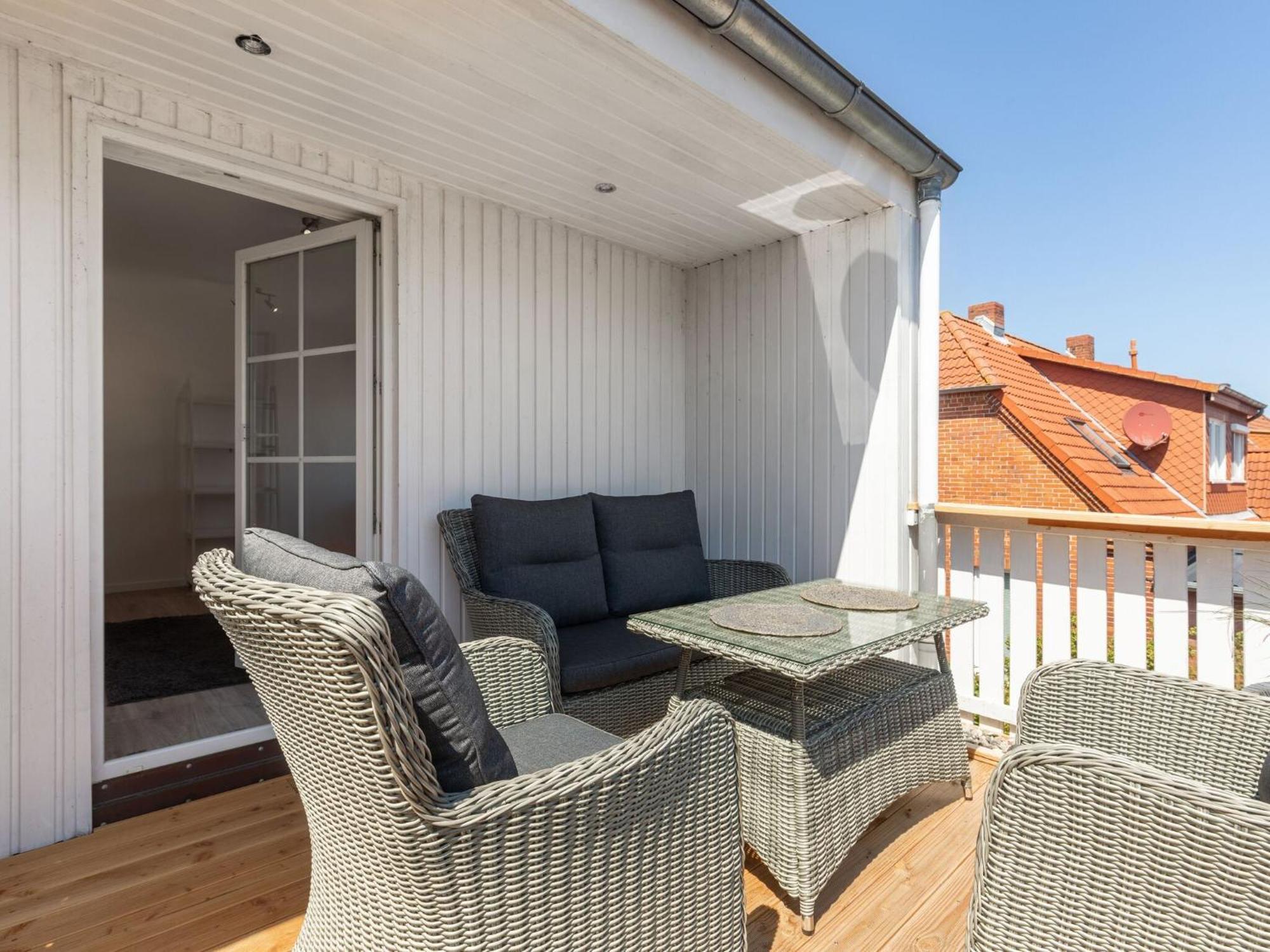 Enticing Holiday Home In Oldenburg With Garden Near Sea Dannau エクステリア 写真